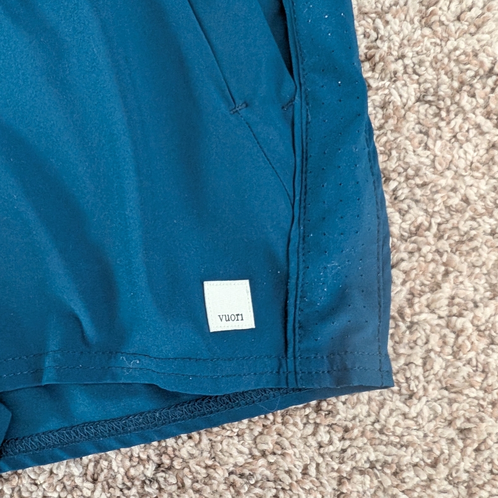 Vuori Navy Athletic Shorts for Women - Picture 3 of 3